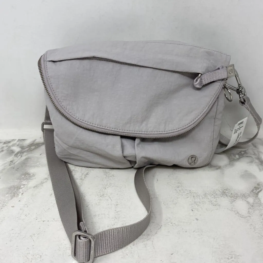 LULULEMON WOMEN'S BAG grey sold by The Comeback