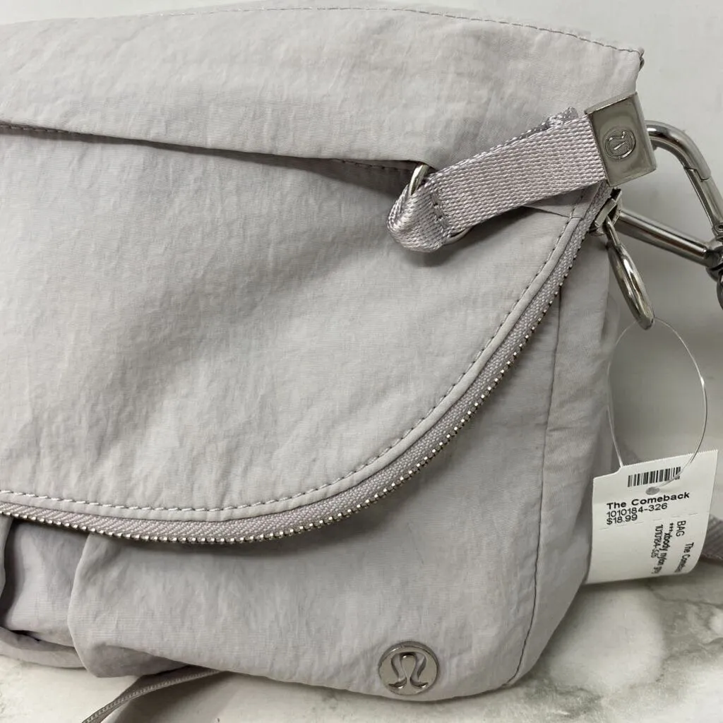 LULULEMON WOMEN'S BAG grey sold by The Comeback product image thumbnail 2