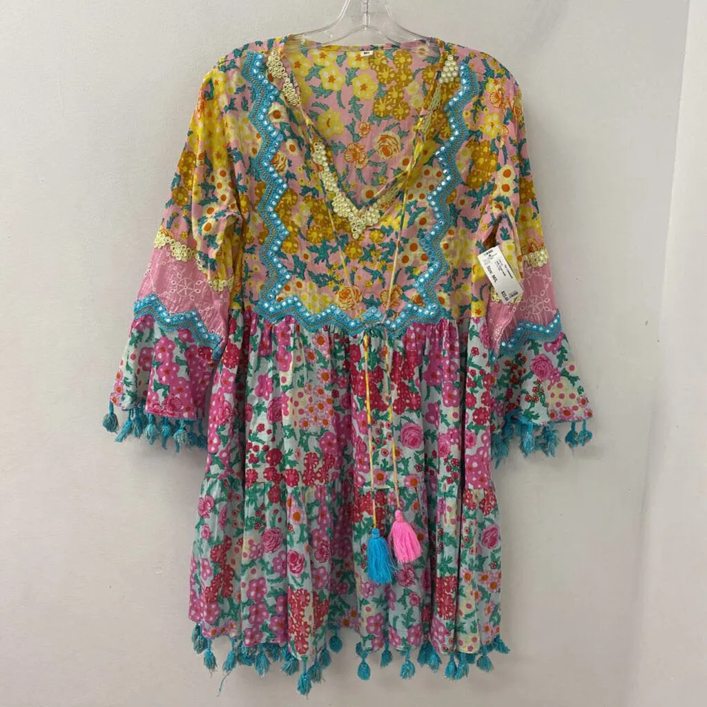 WOMEN'S DRESS multi M/L sold by The Comeback