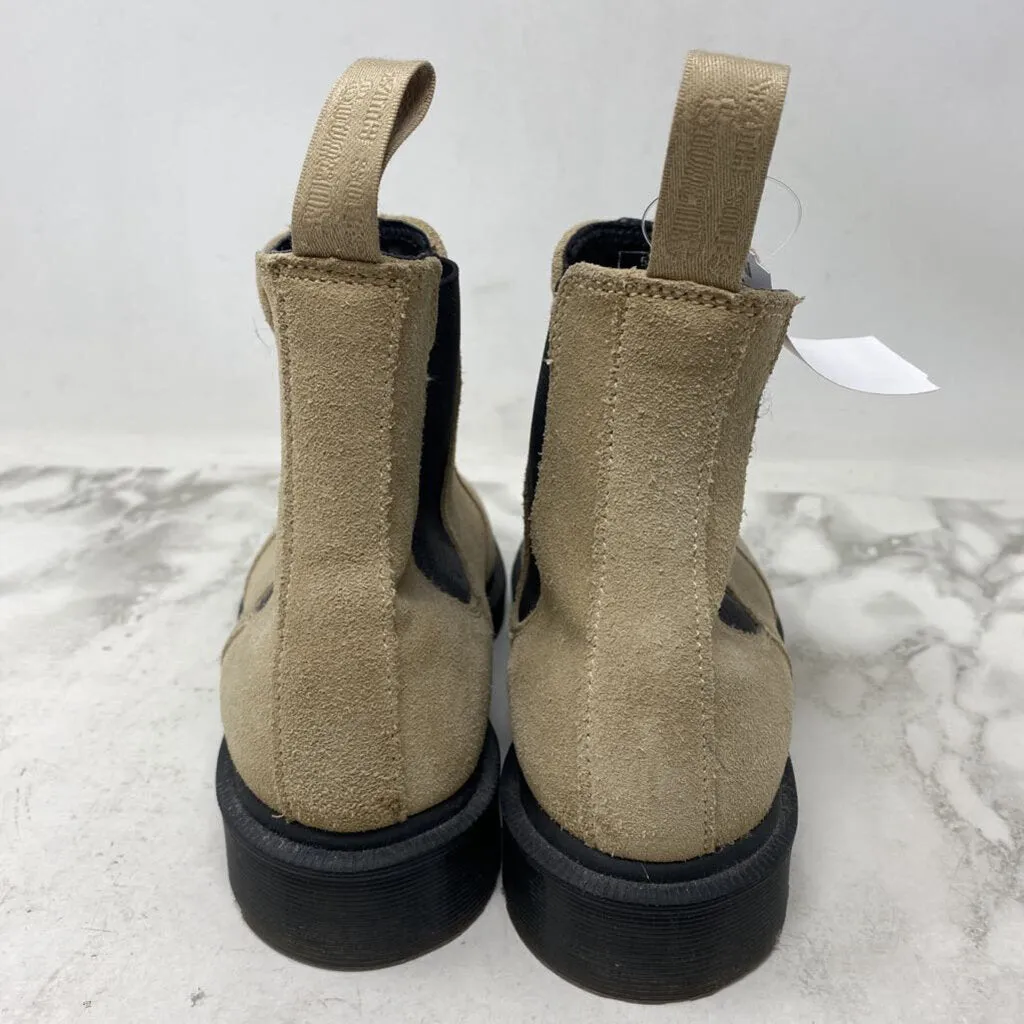 DR. MARTENS WOMEN'S BOOTS beige 7/38 sold by The Comeback product image thumbnail 3