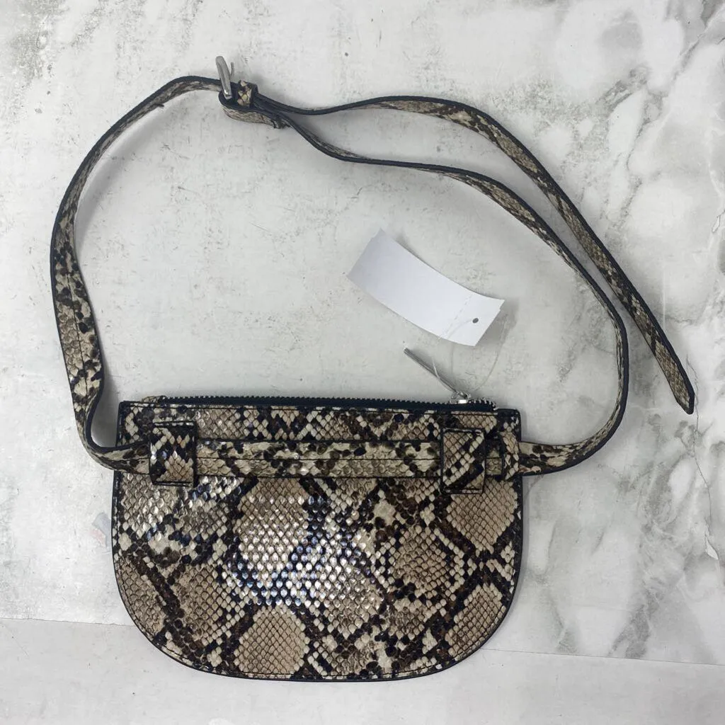 ZARA WOMEN'S BAG reptile print sold by The Comeback product image thumbnail 2