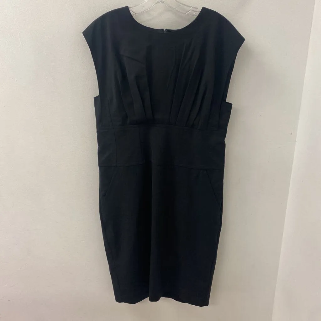 Banana Republic WOMEN'S DRESS black 14P sold by The Comeback