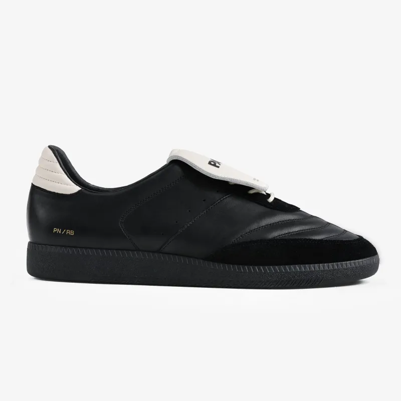 Pane Rugby Women’s Shoes – Dark Calla Lily made by Pane
