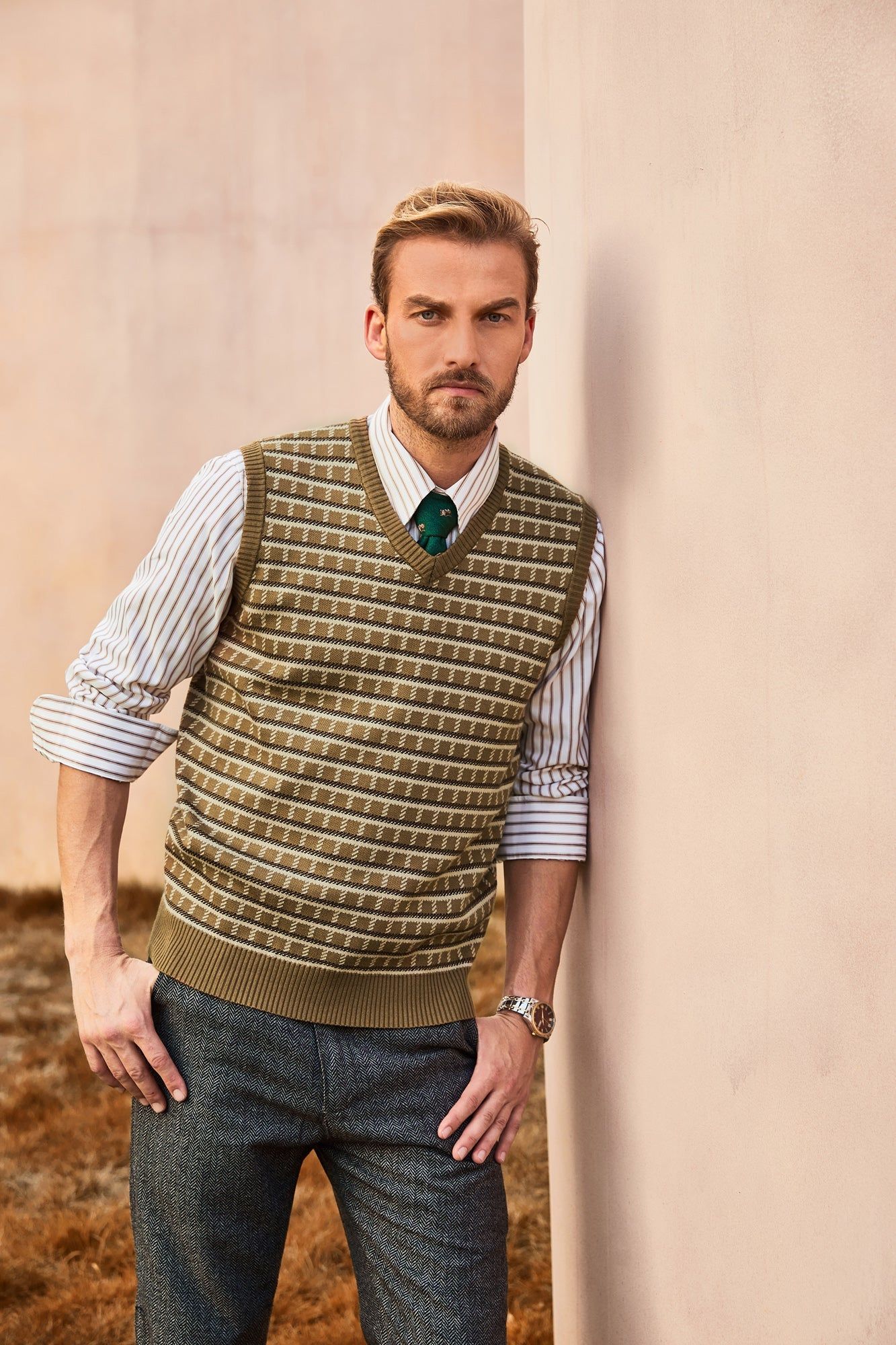 Men's Sweater Vest V-Neck Sleeveless Vintage Check Pattern Contrast Pullover Casual Vest sold by Paul Jones product image thumbnail 2