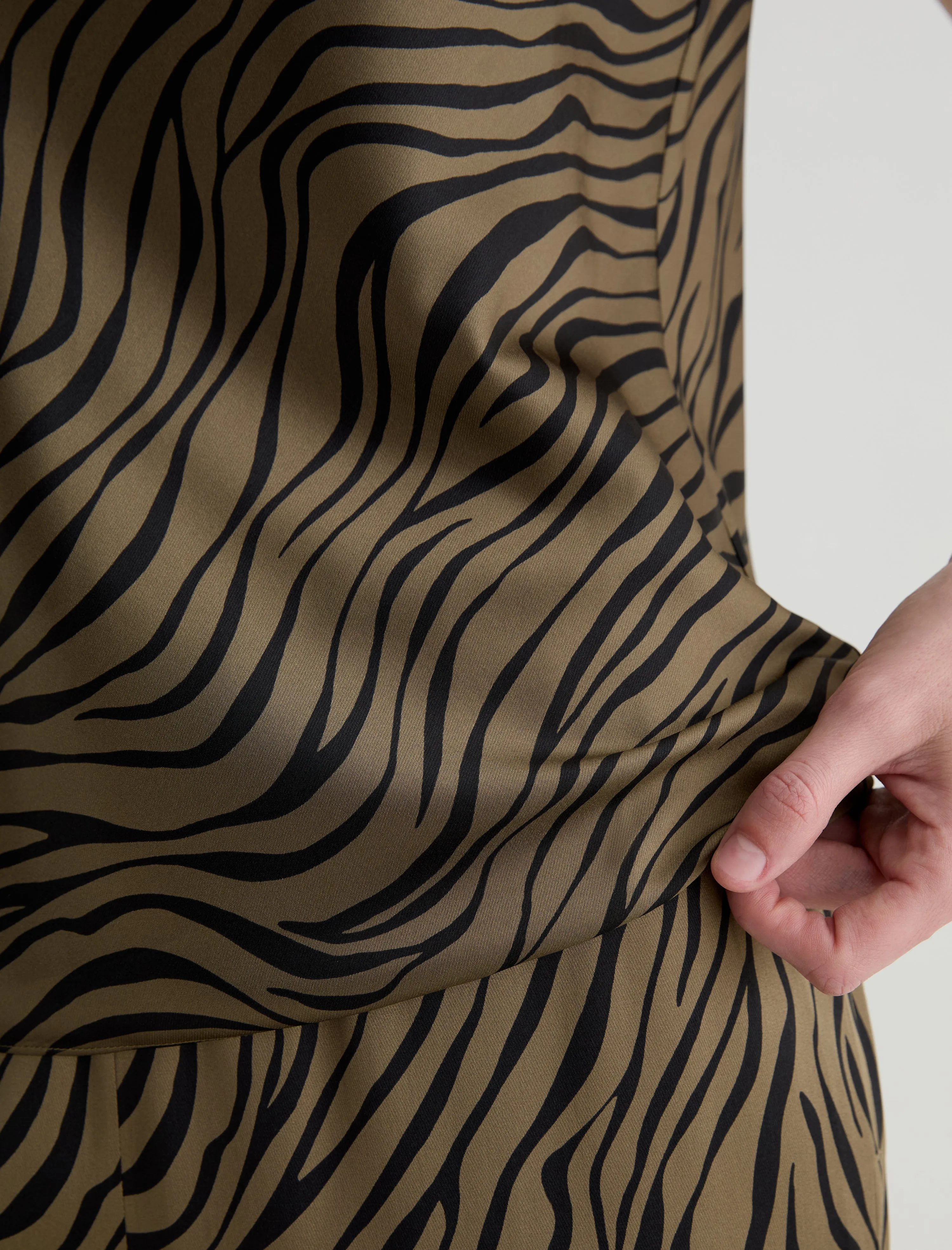 Nicola sold by AG Jeans product image thumbnail 5