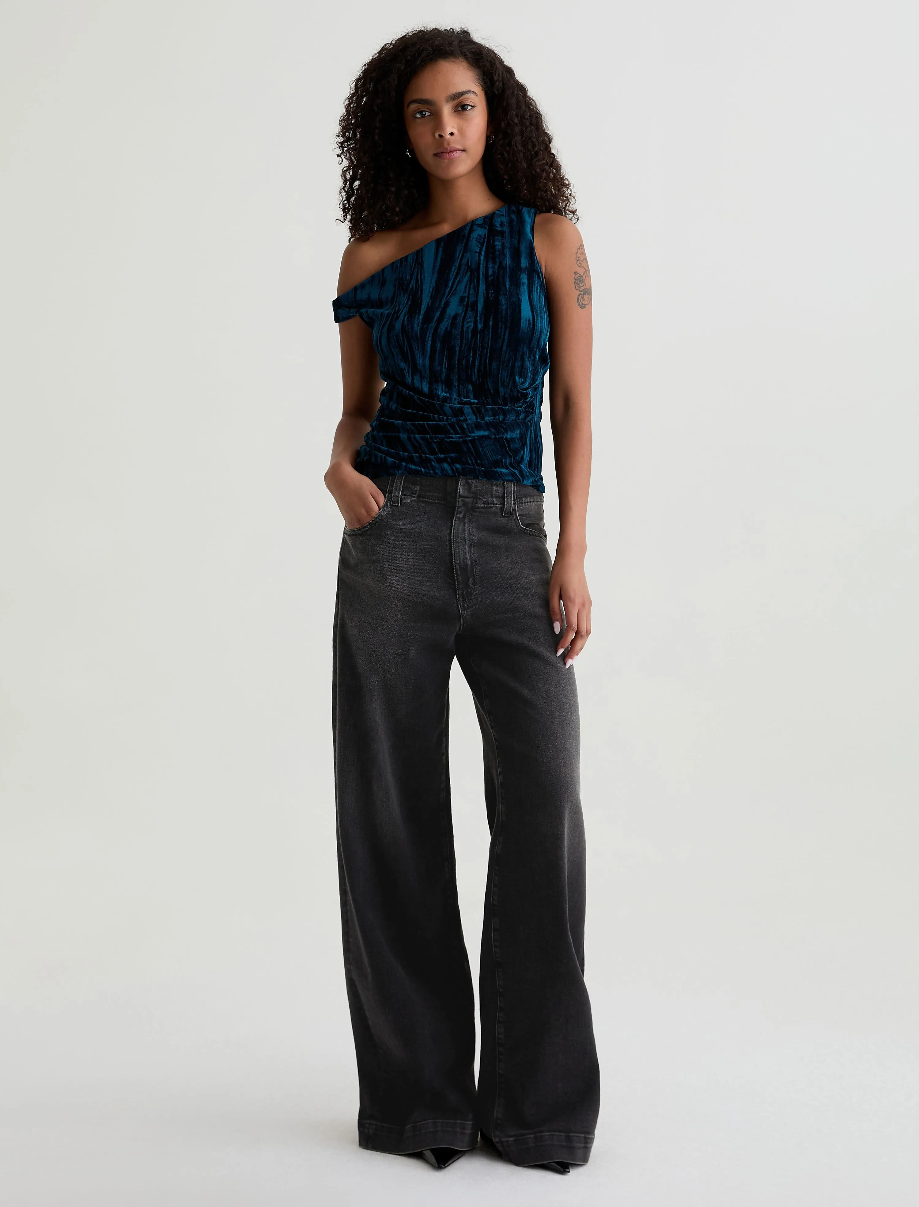 Deven Jean sold by Adriano Goldschmied product image thumbnail 2