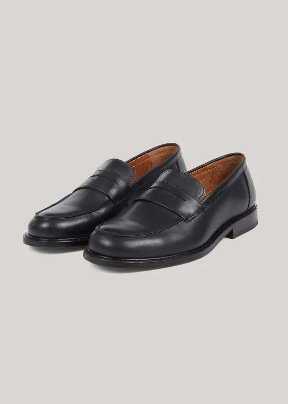Mocassins Wembley noirs sold by bonnegueule