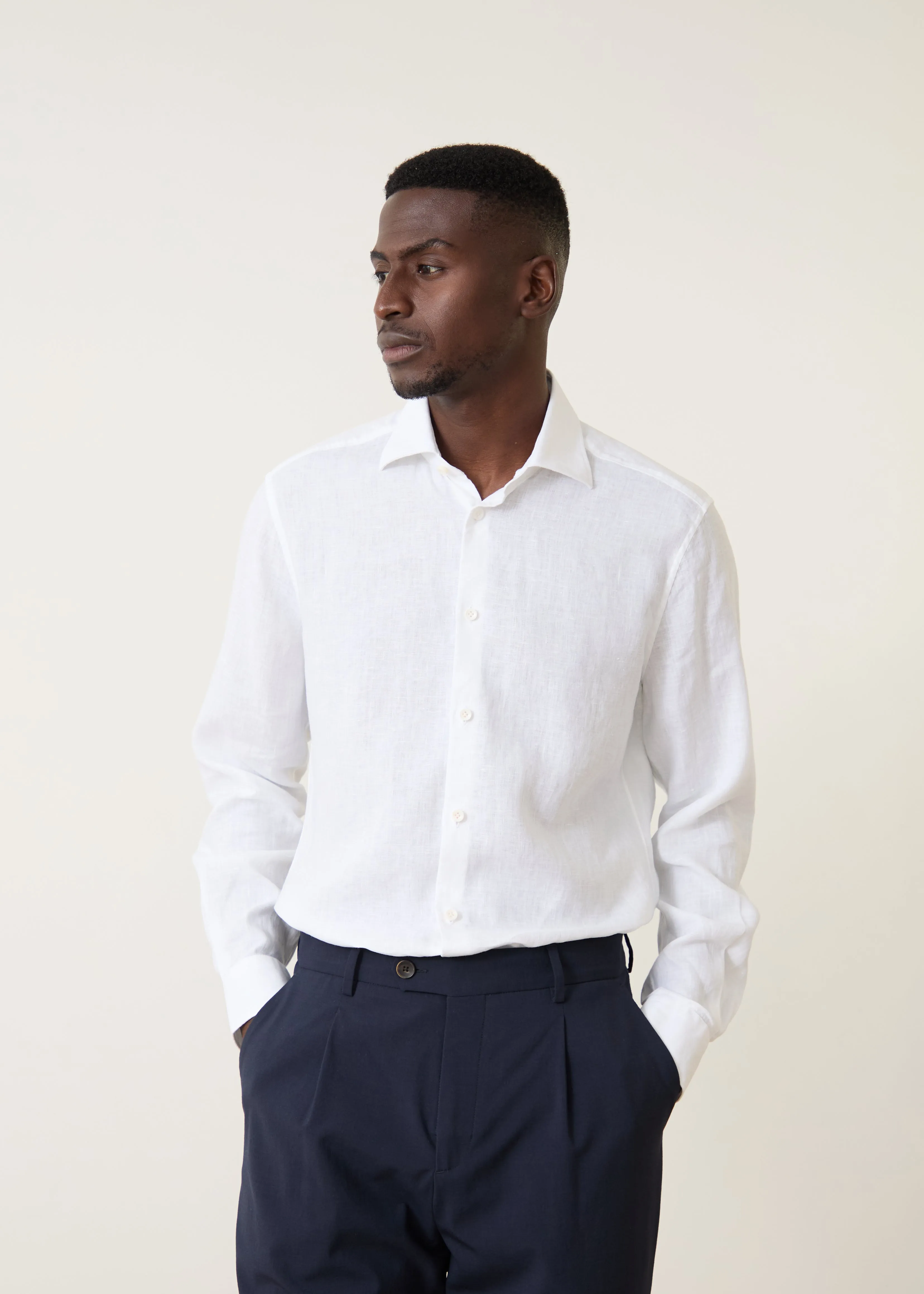 Chemise Volpaia blanche en lin sold by bonnegueule