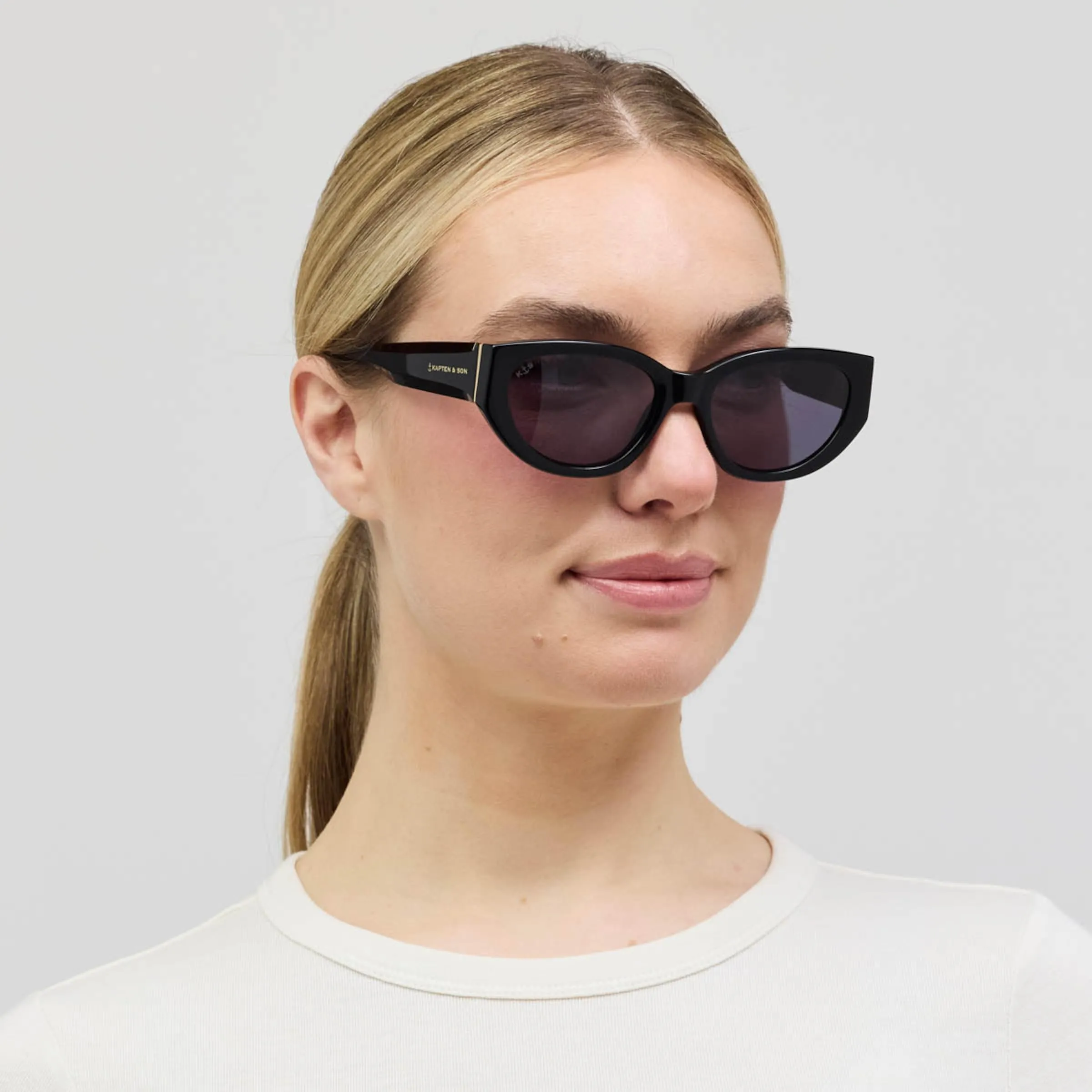 Lyon All Black sold by Kapten & Son product image thumbnail 2