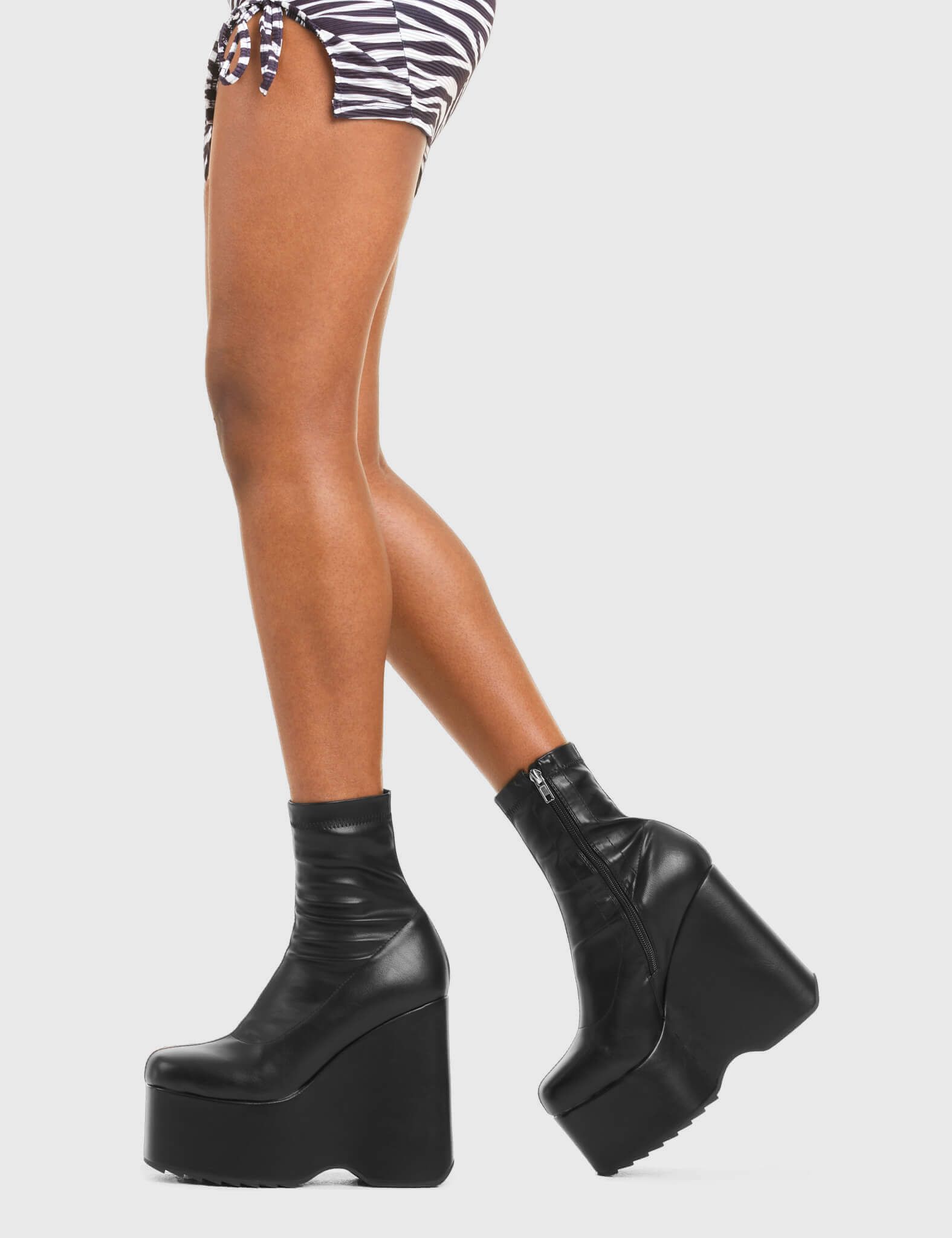Season Change Chunky Platform Ankle Boots sold by Lamoda product image thumbnail 3