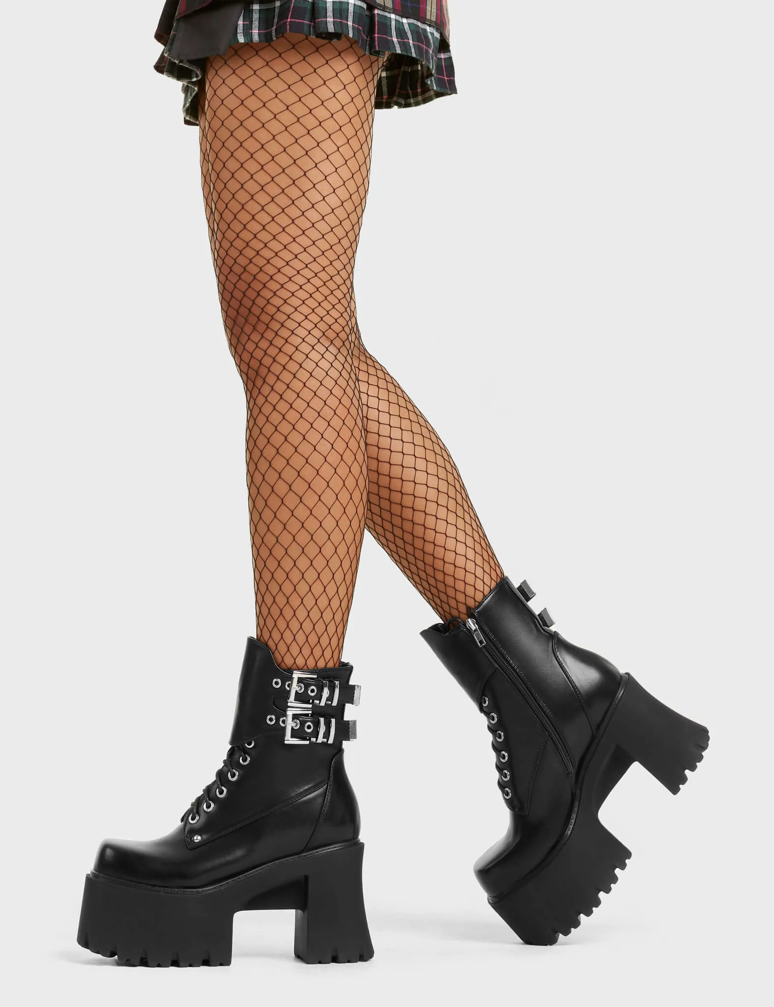 Lamoda Thinking Spot BlackPU Chunky Platform Ankle Boots Stylish Trendy sold by Lamoda product image thumbnail 3