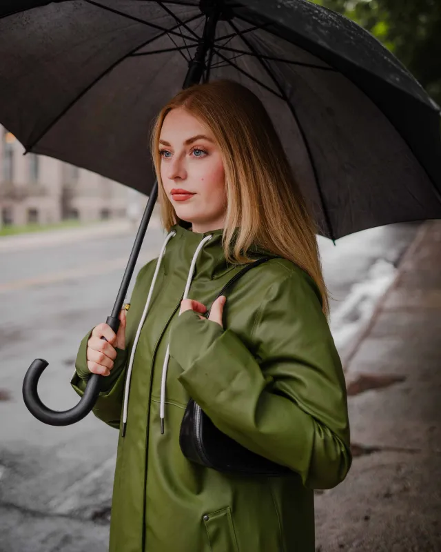 The petite - Chive Green sold by Mernini