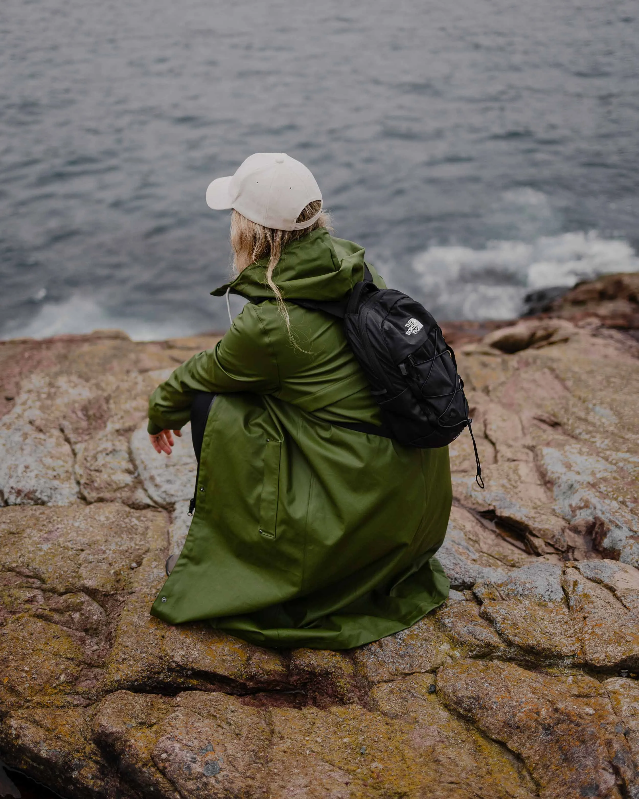 The petite - Chive Green sold by Mernini product image thumbnail 5