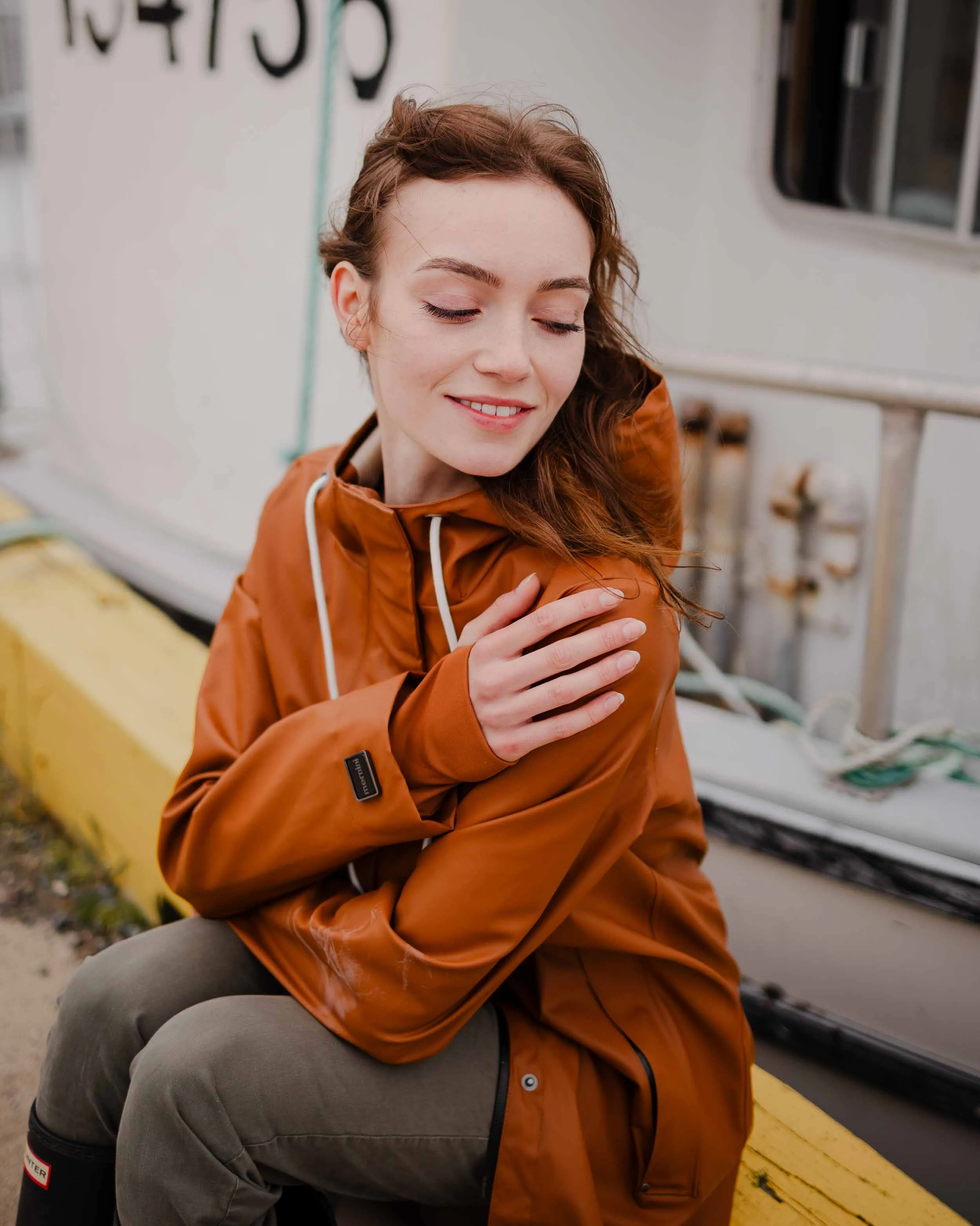 The petite - Caramel sold by Mernini product image thumbnail 3