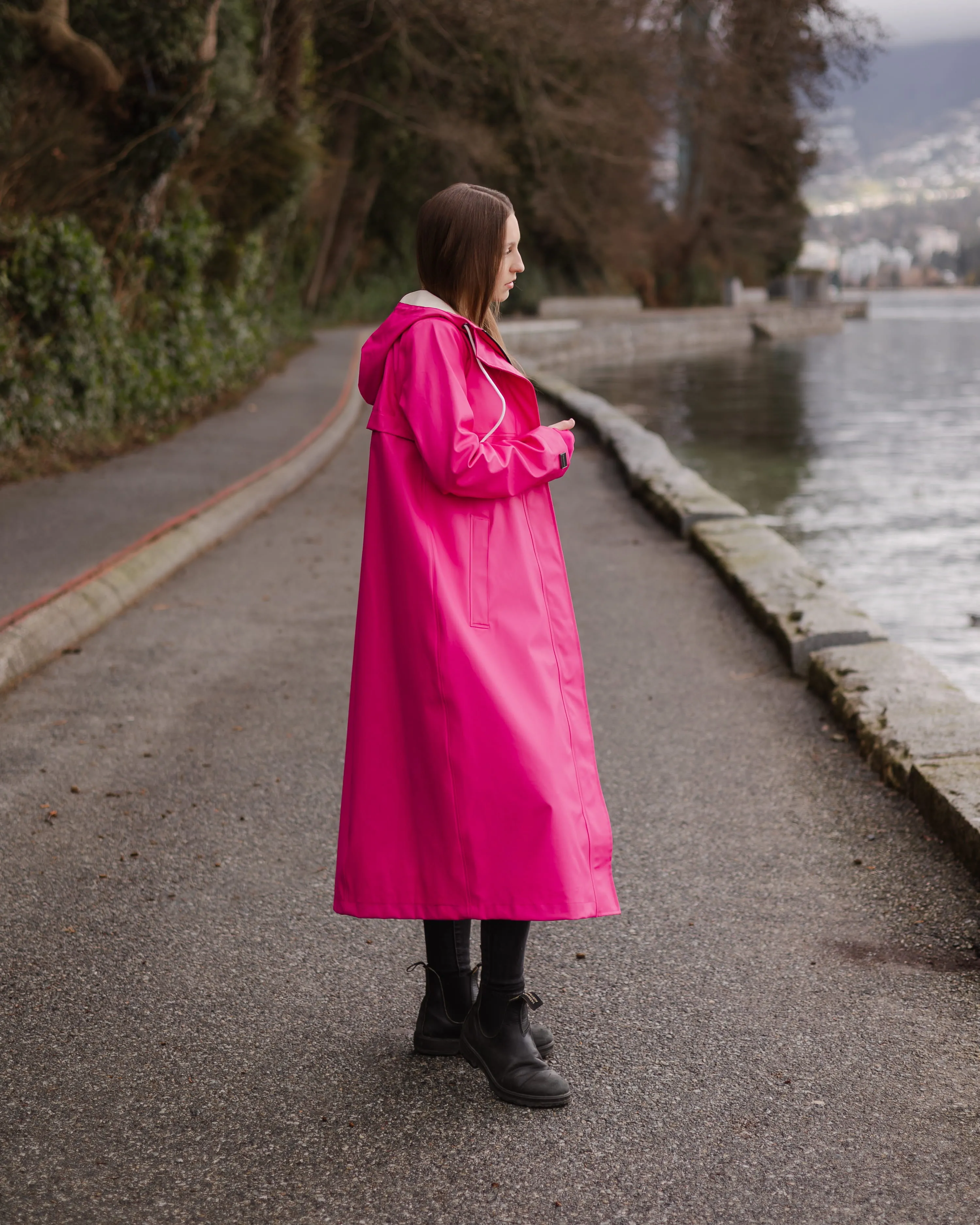 The mernini - Fuchsia Pink sold by Mernini product image thumbnail 2