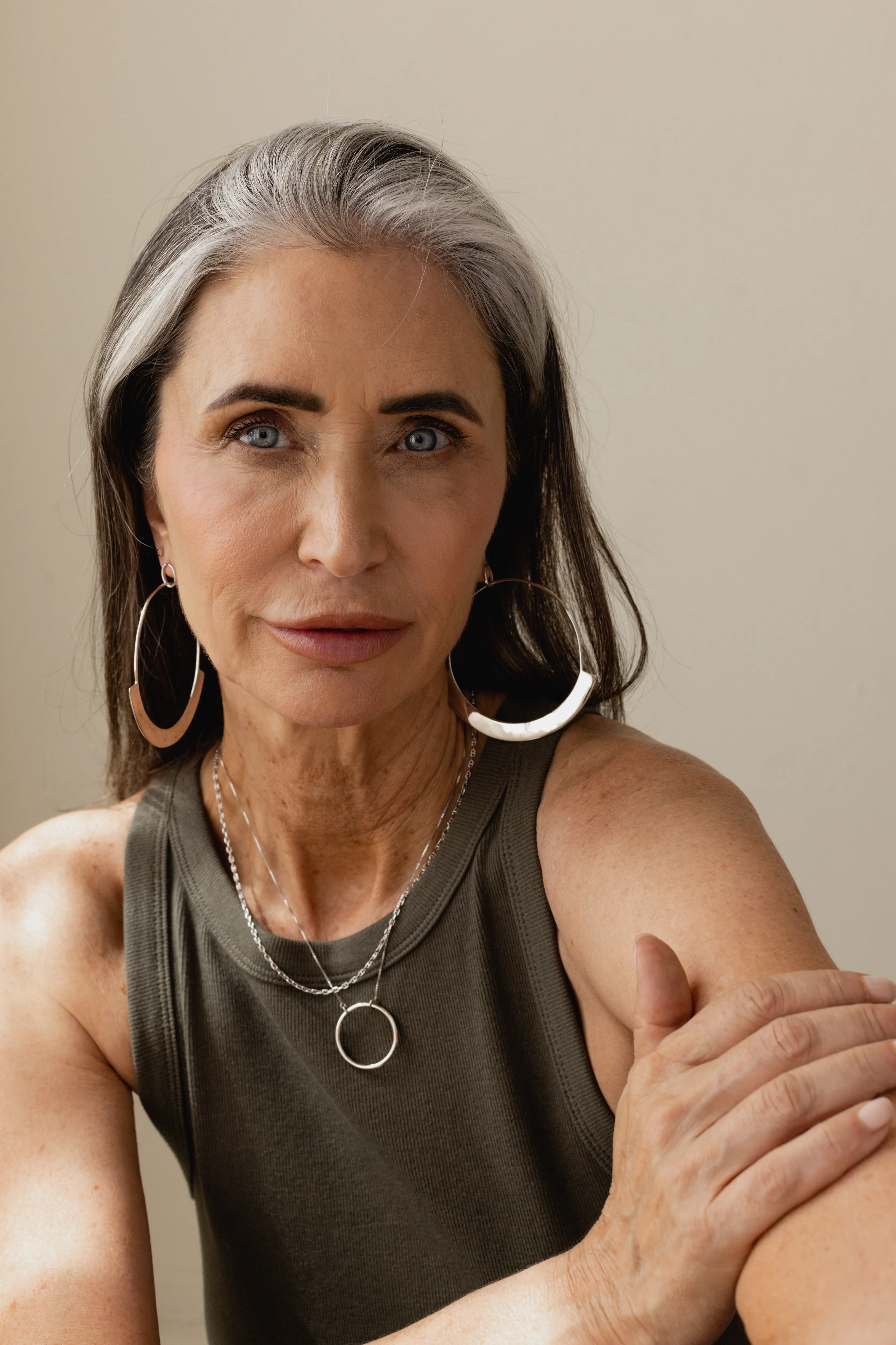 SAMPLE Empress Hoops Rhodium sold by Sarah Mulder Jewelry product image thumbnail 3