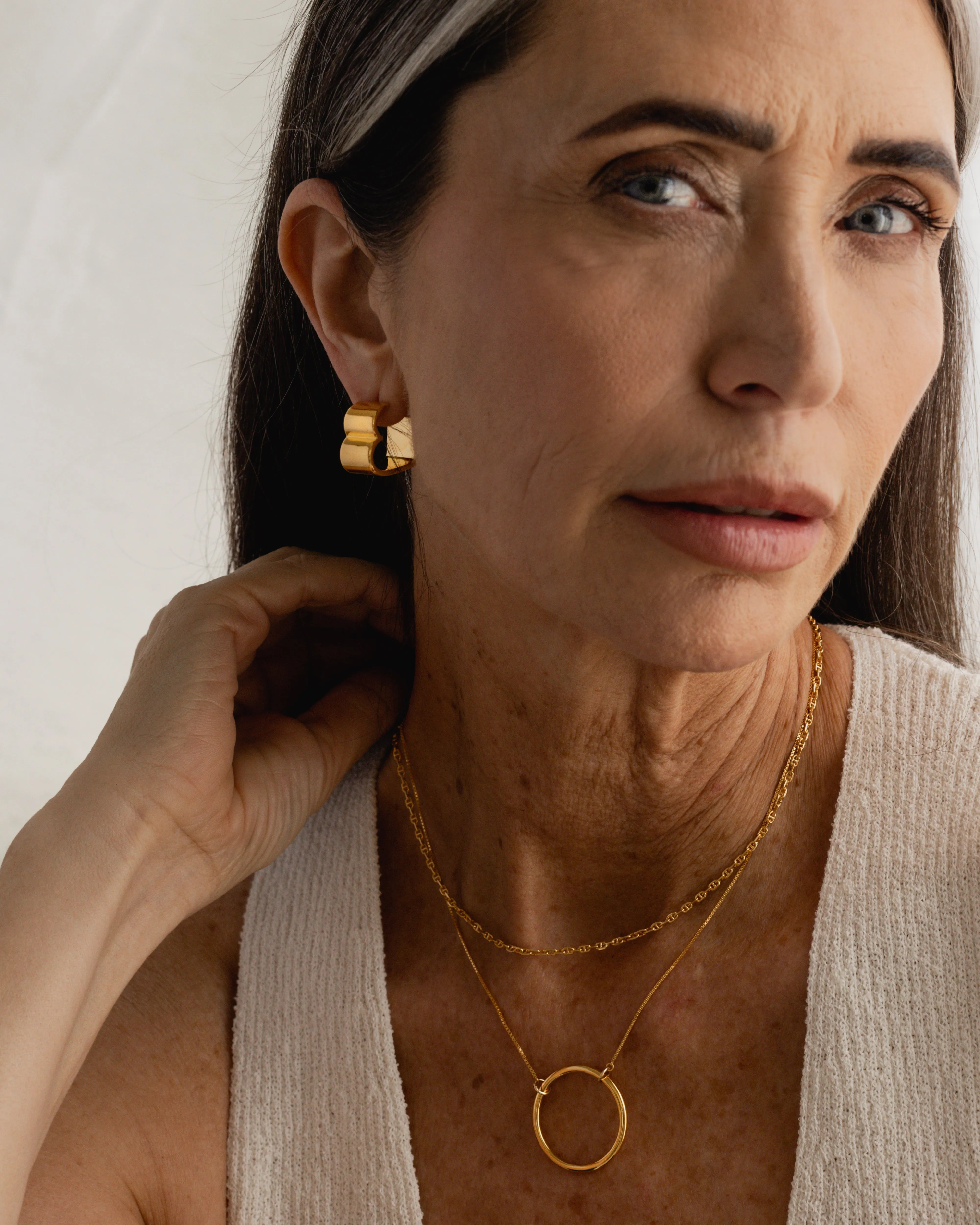 SAMPLE Crush Earrings Rhodium sold by Sarah Mulder Jewelry product image thumbnail 2