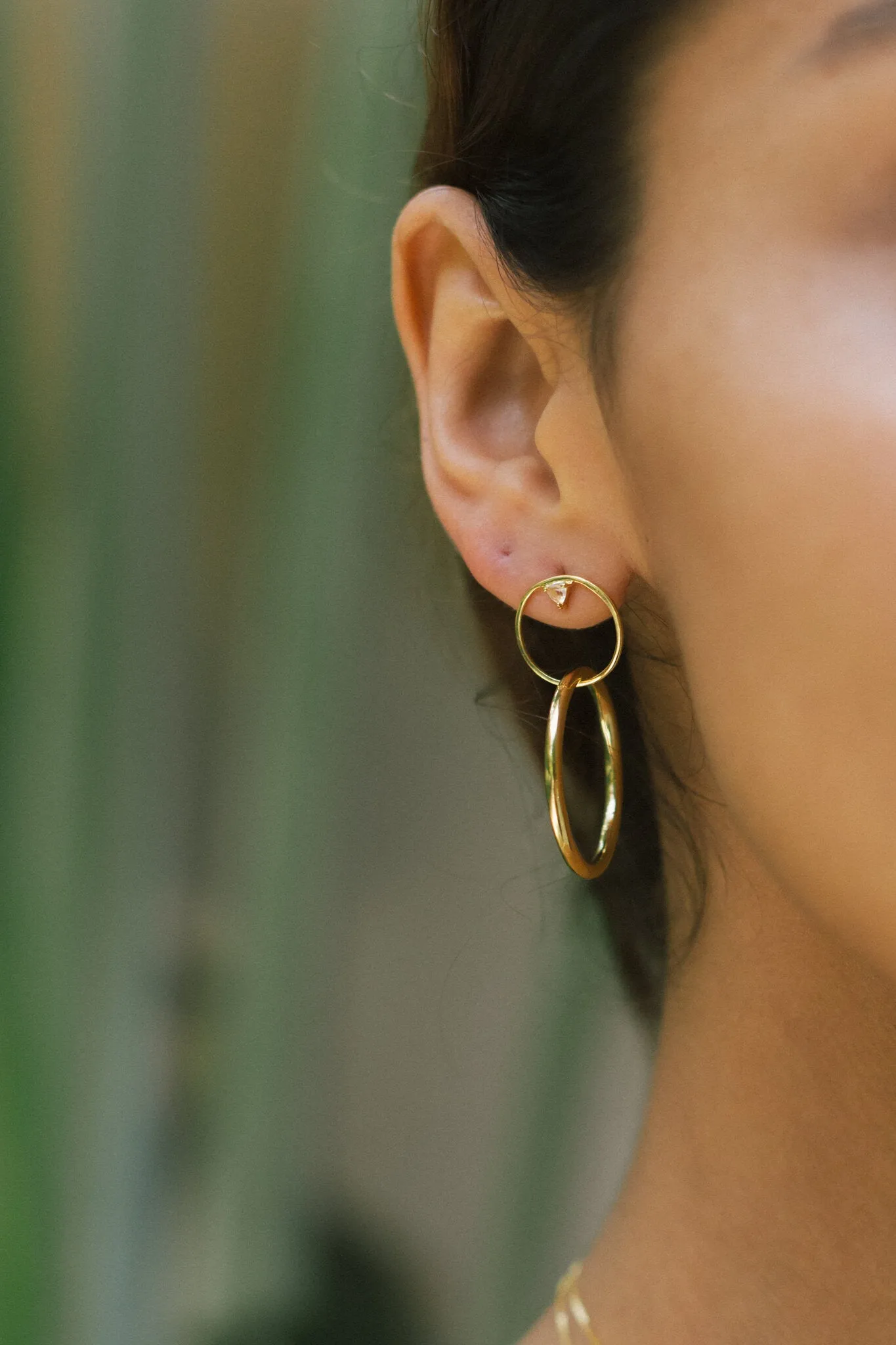 SAMPLE Lyonelle Earrings Rhodium sold by Sarah Mulder Jewelry product image thumbnail 3