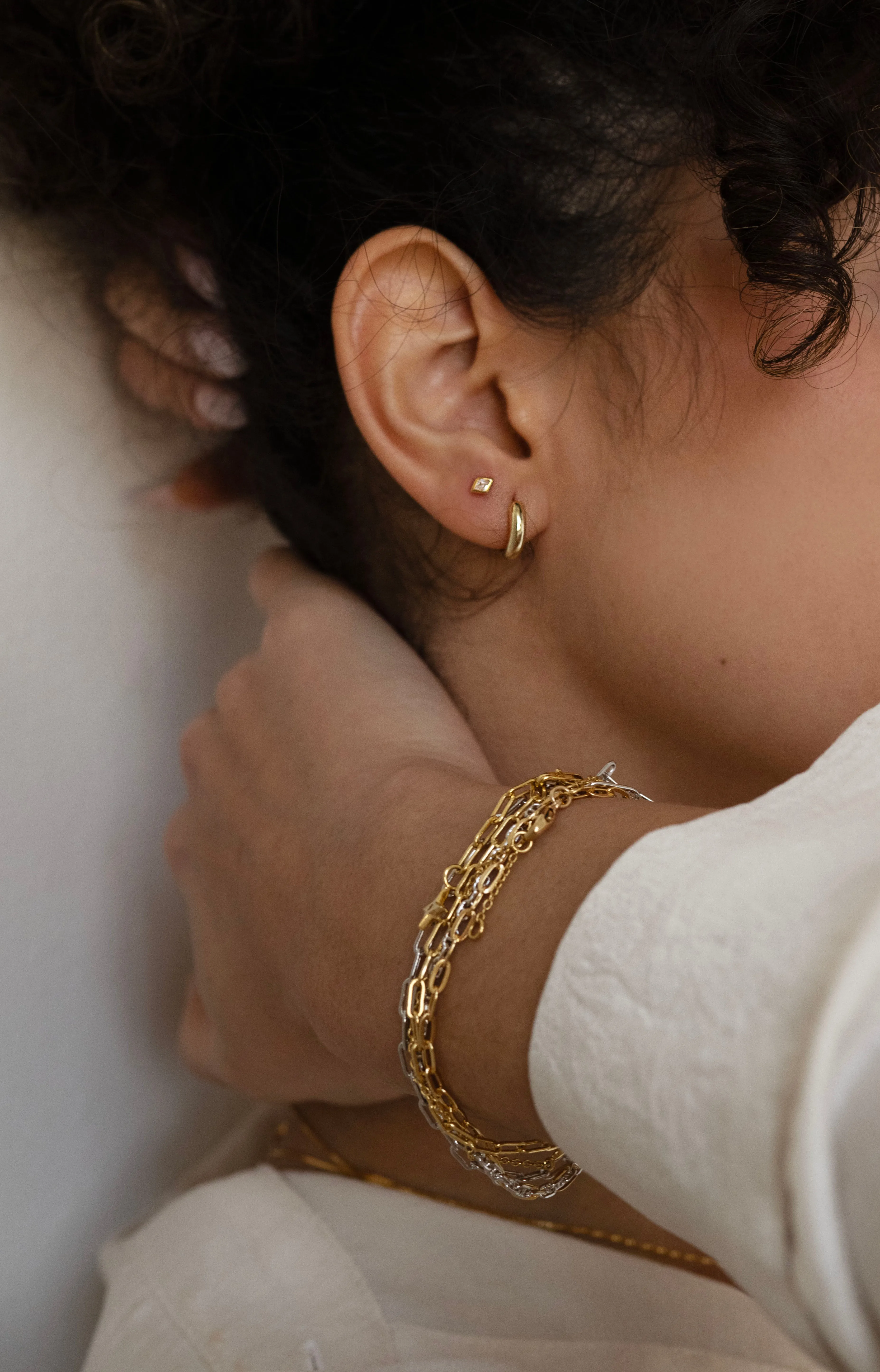 Everyday 11mm Click-In Hoops Gold sold by Sarah Mulder Jewelry product image thumbnail 2