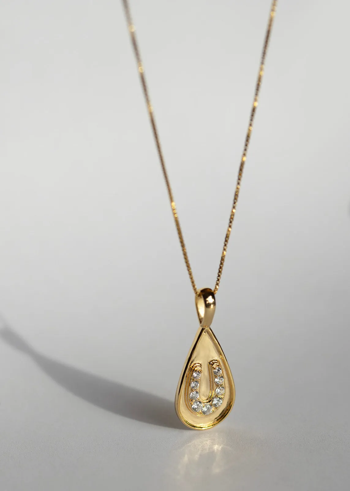 Horseshoe Necklace Gold sold by Sarah Mulder Jewelry product image thumbnail 3