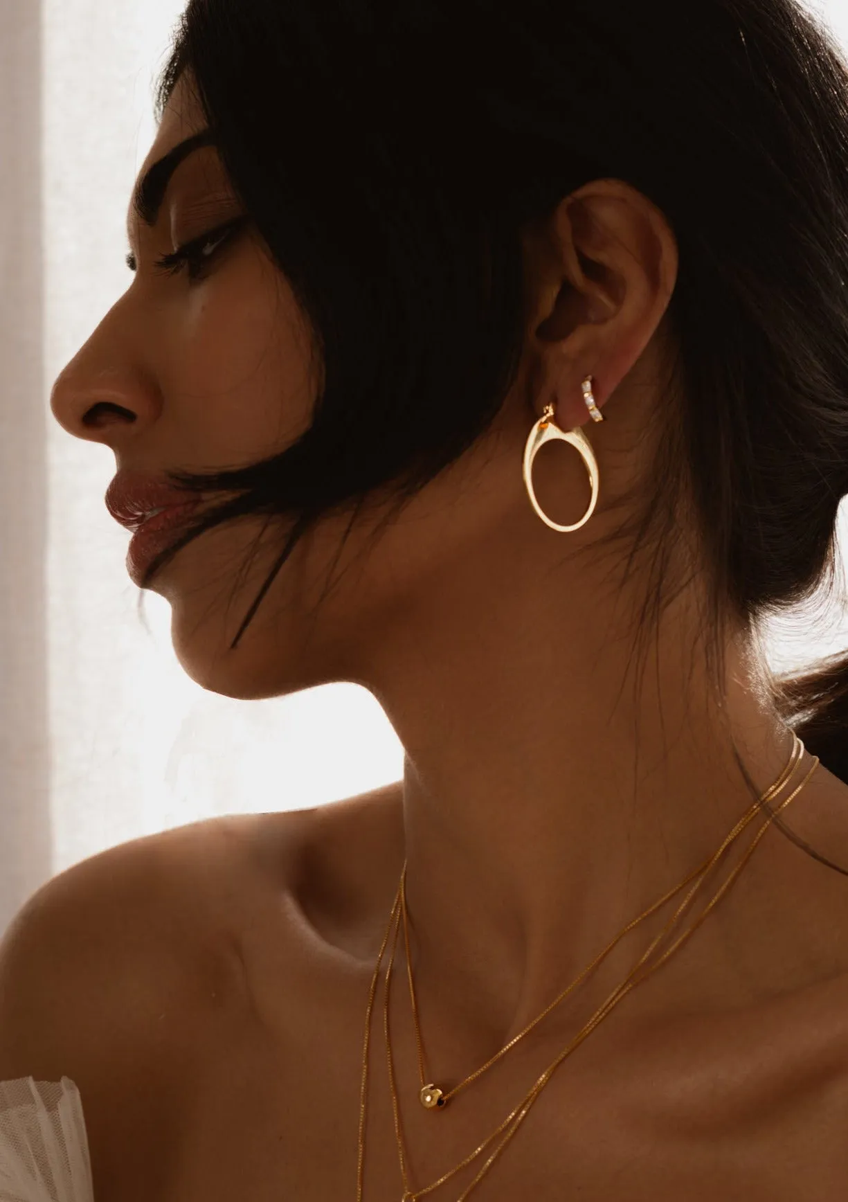 SAMPLE Small Solange Earrings Gold sold by Sarah Mulder Jewelry product image thumbnail 3