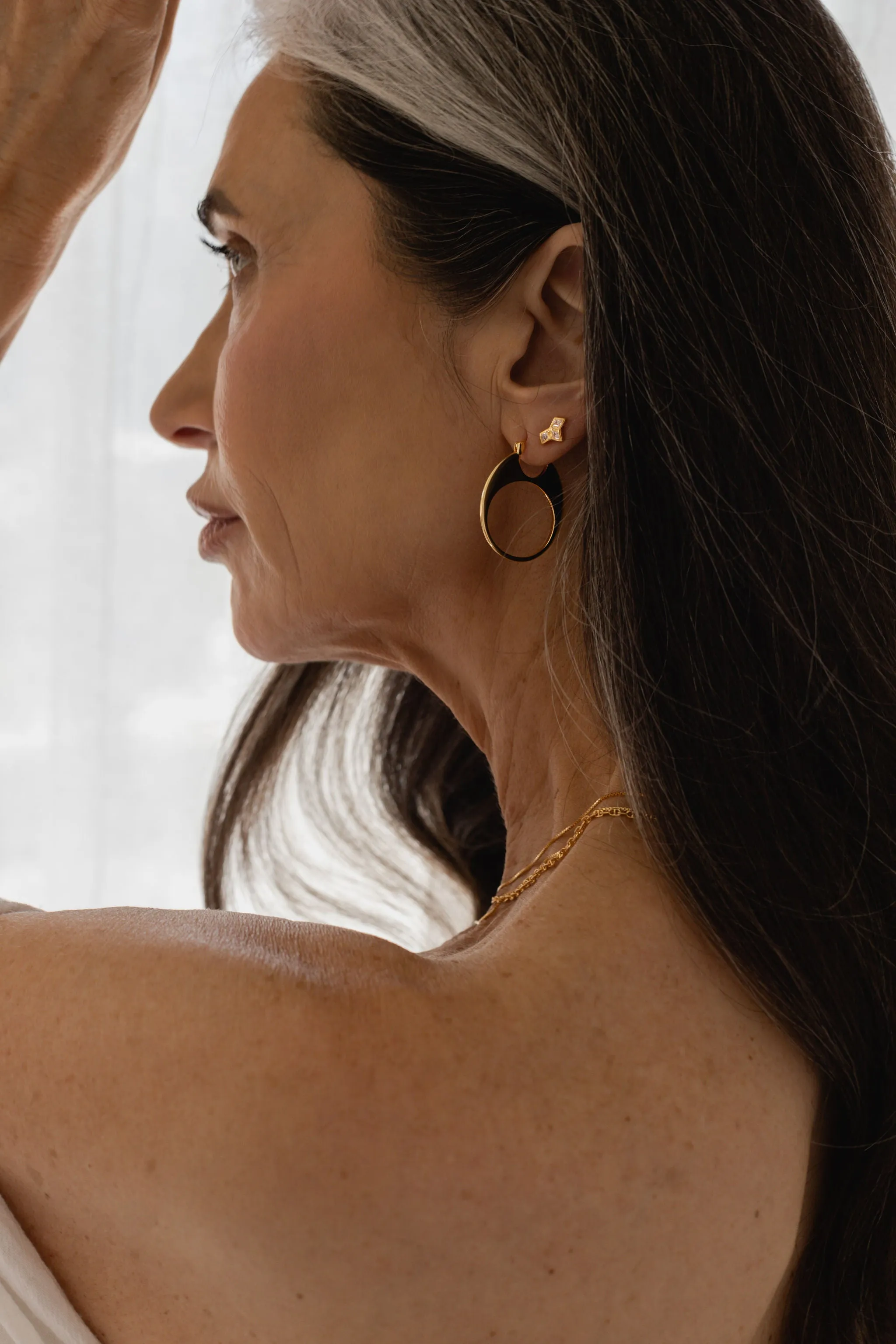 SAMPLE Small Solange Earrings Gold sold by Sarah Mulder Jewelry product image thumbnail 2