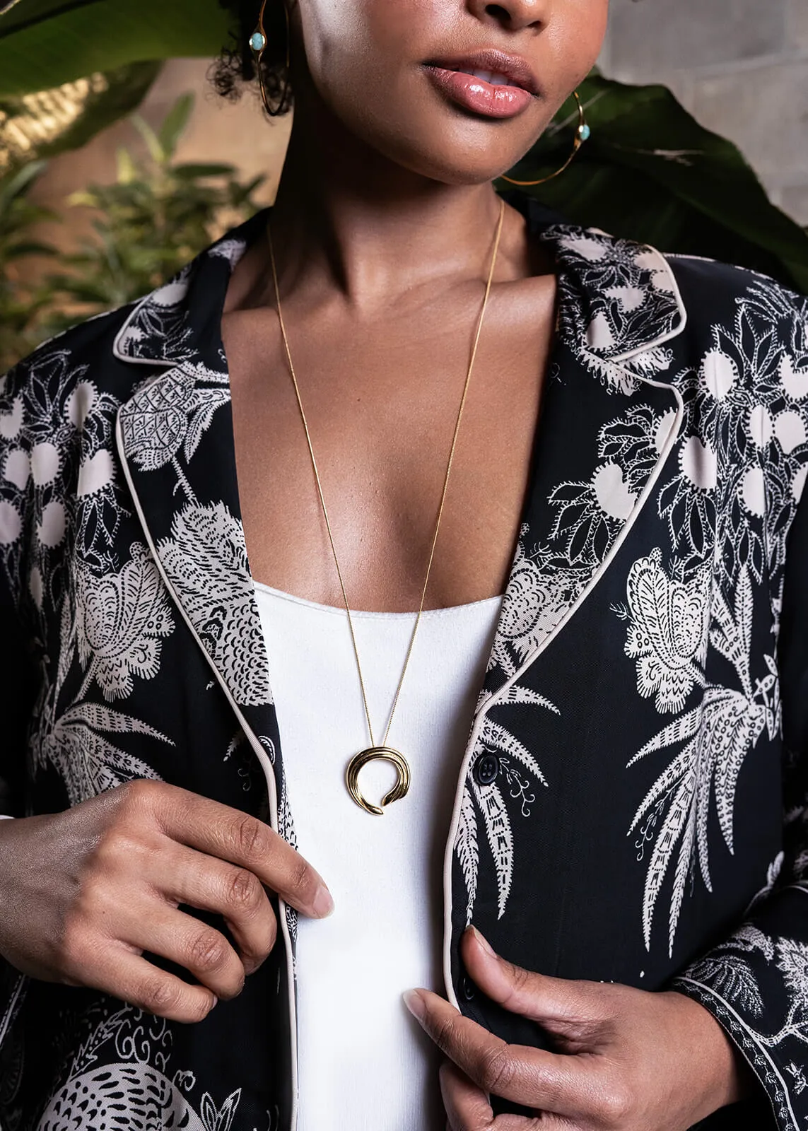 Hiatus Necklace Gold sold by Sarah Mulder Jewelry product image thumbnail 3