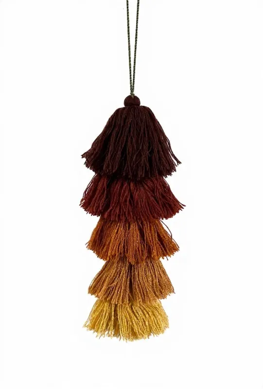 Ombré Sway Tassel Golden made by Sarah Mulder Jewelry