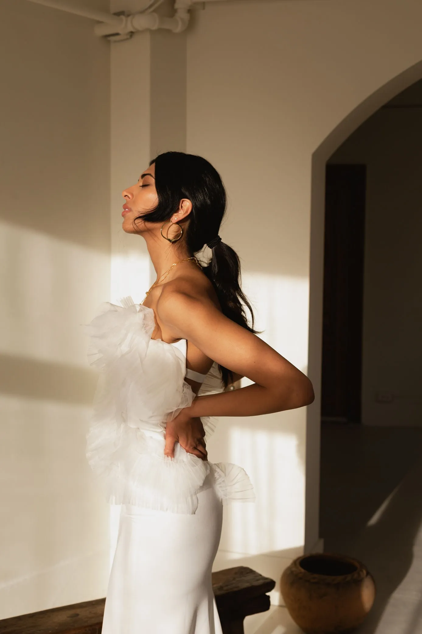 SAMPLE Liv Hoops Large Gold sold by Sarah Mulder Jewelry product image thumbnail 3