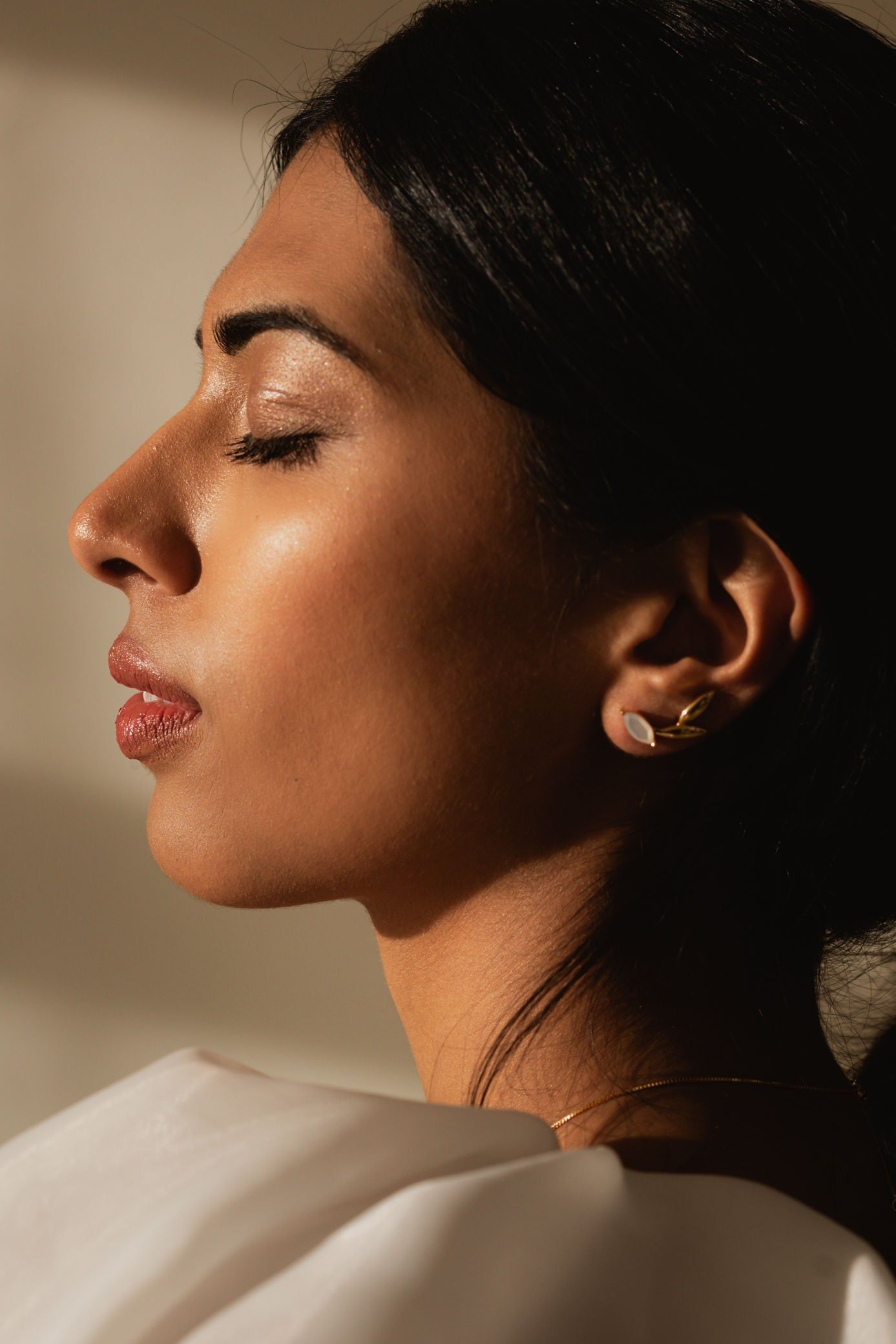 SAMPLE Isha Ear Climbers Gold sold by Sarah Mulder Jewelry product image thumbnail 2