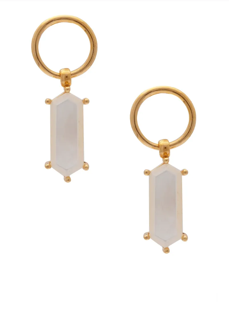 SAMPLE Lang Earrings Pearl Gold sold by Sarah Mulder Jewelry