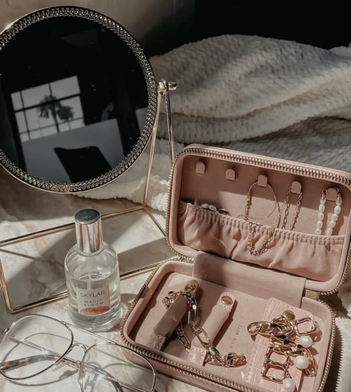 PIXIE MOOD Blake Travel Jewelry Case made by Pixie Mood