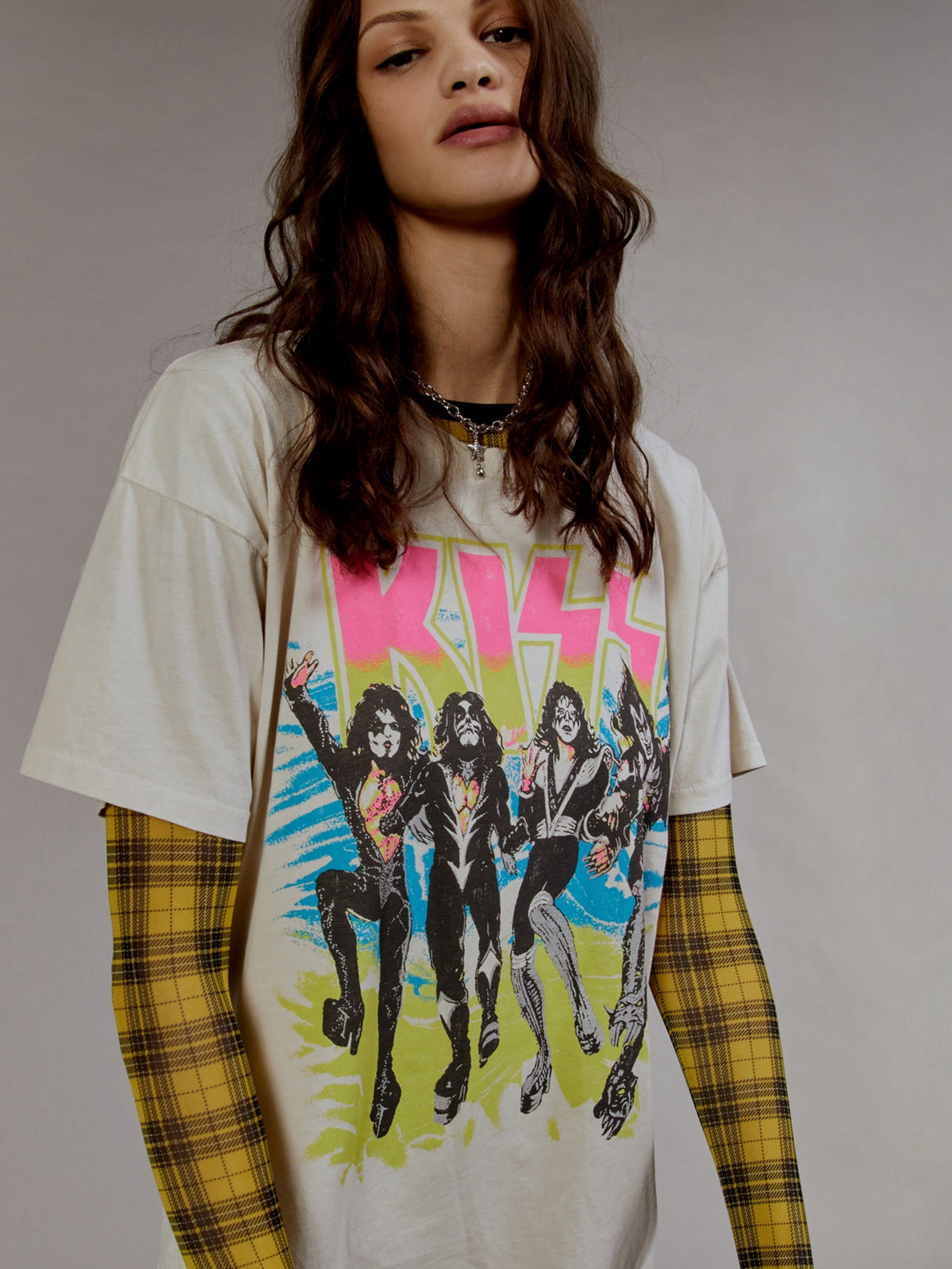 DAYDREAMER Kiss Destroyer Merch Tee sold by 27 Boutique product image thumbnail 5