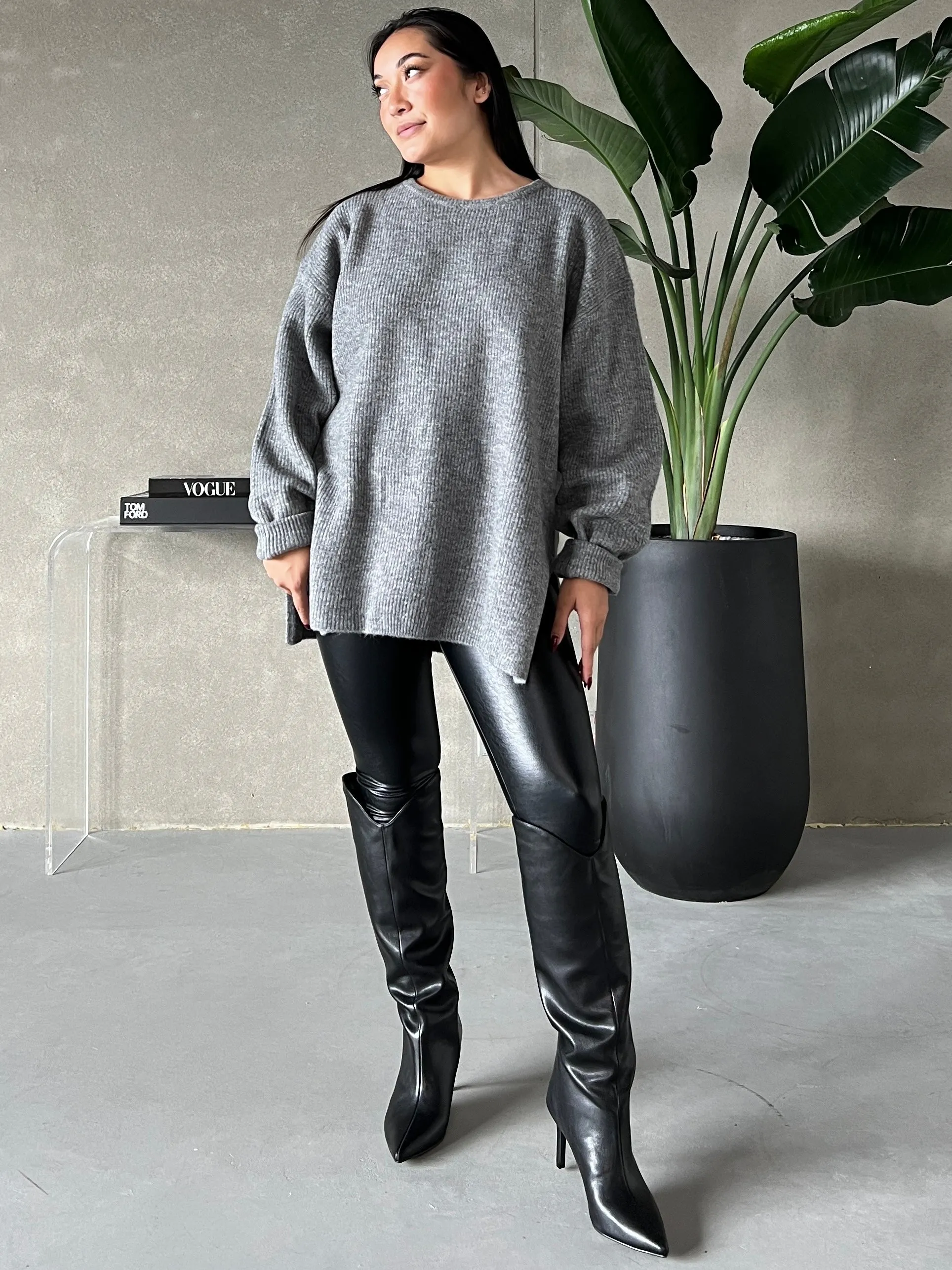 COMMANDO Faux Leather Legging W/ Perfect Control sold by 27 Boutique product image thumbnail 3