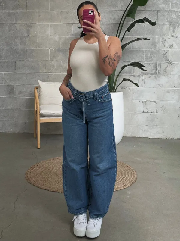 LEVI'S XL Balloon Daily Saver sold by 27 Boutique