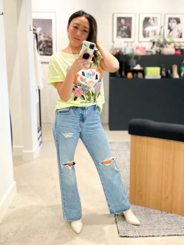 LEVI'S Baggy Bootcut Medium Indigo Destructed sold by 27 Boutique