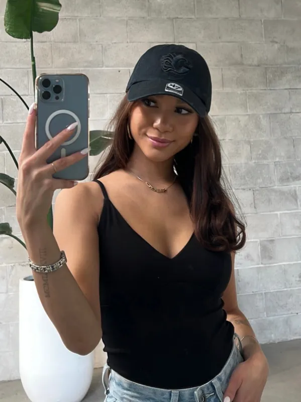 '47 BRAND Calgary Flames Clean Up Cap sold by 27 Boutique