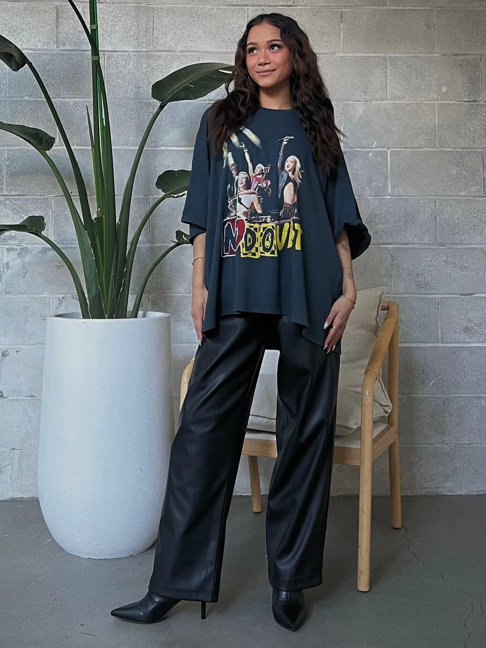 DAYDREAMER No Doubt Rock Steady Live One Size Tee sold by 27 Boutique product image thumbnail 3