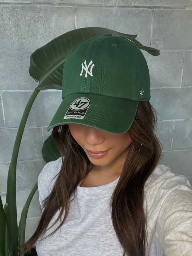 '47 BRAND New York Yankees Base Runner Clean Up Cap sold by 27 Boutique