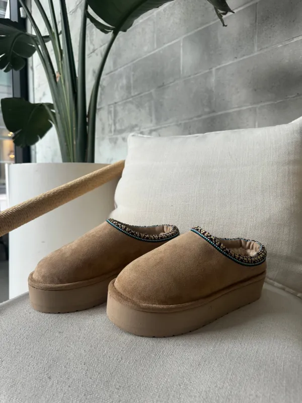 STEVE MADDEN Duplex Platform Sherpa Indoor/Outdoor Slipper Slide sold by 27 Boutique