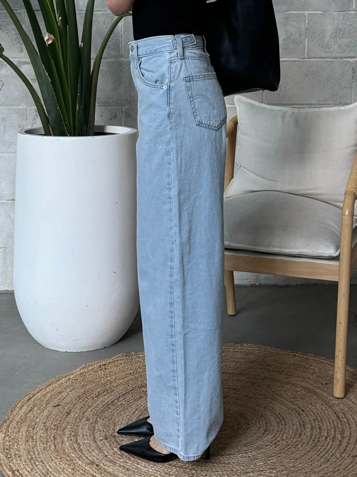 LEVI'S High Rise Cinch Baggy Jean sold by 27 Boutique product image thumbnail 4