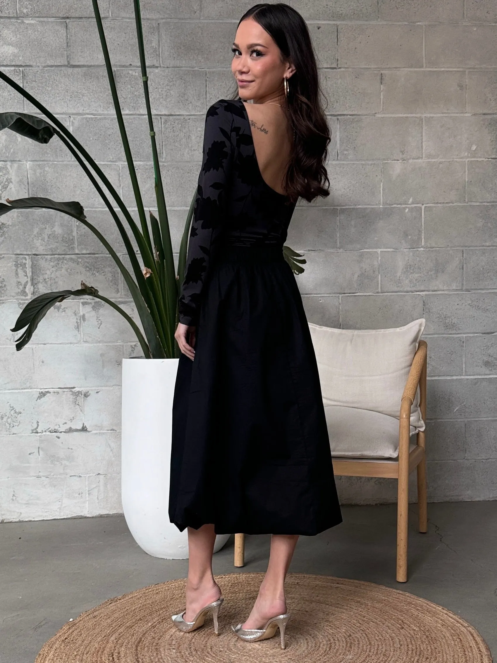 RD STYLE Midi Bubble Skirt sold by 27 Boutique product image thumbnail 4