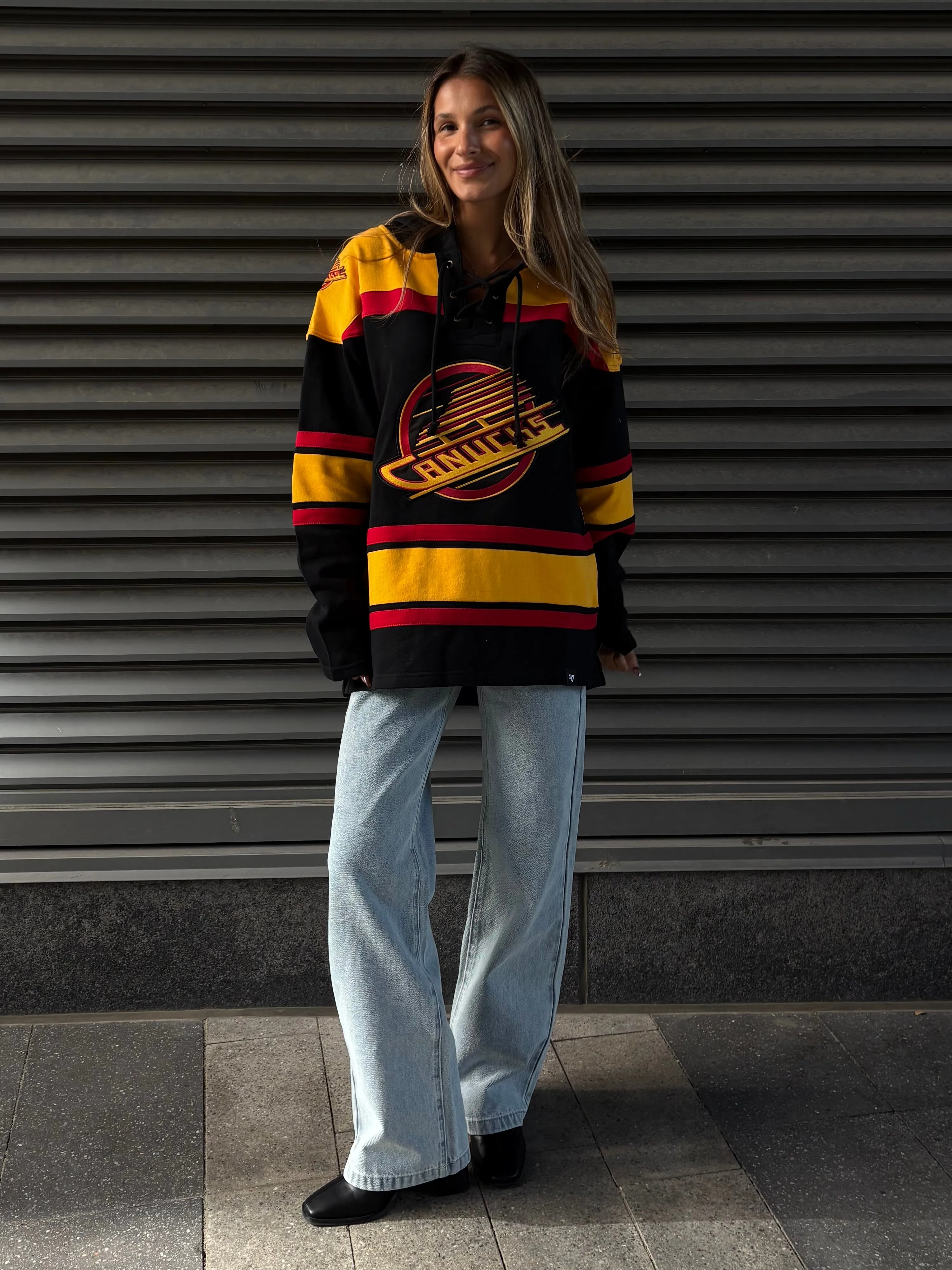 '47 BRAND NHL Vancouver Canucks Lacer Fleece Hoodie sold by 27 Boutique