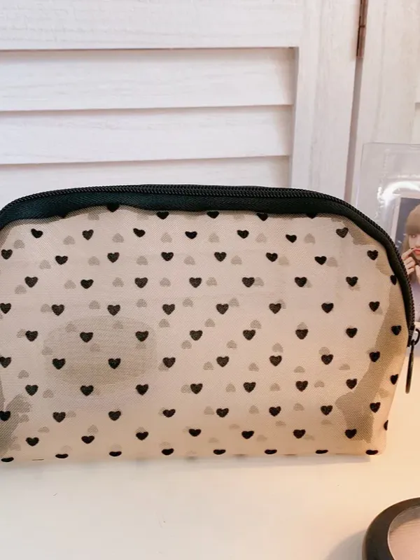 27 Mesh Heart Cosmetic Bag sold by 27 Boutique product image thumbnail 5