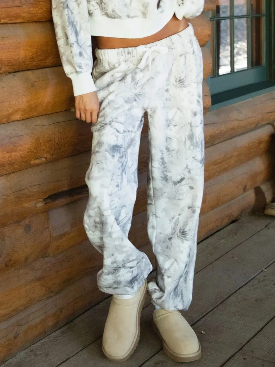 27 Avery Camo Fleece Sweatpants sold by 27 Boutique product image thumbnail 5
