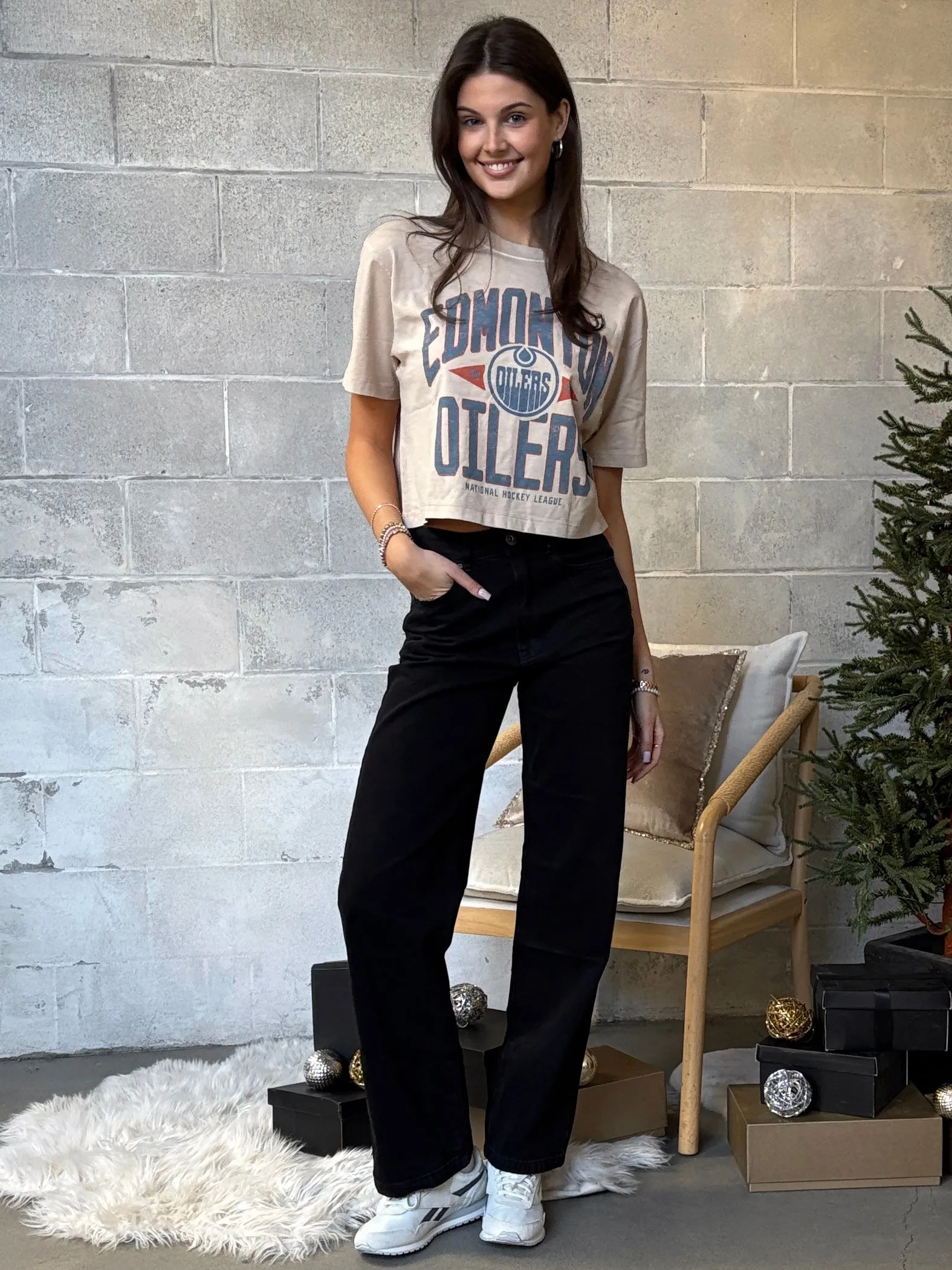 '47 BRAND Edmonton Oilers Windthrow Ravine '47 Crop Tee sold by 27 Boutique