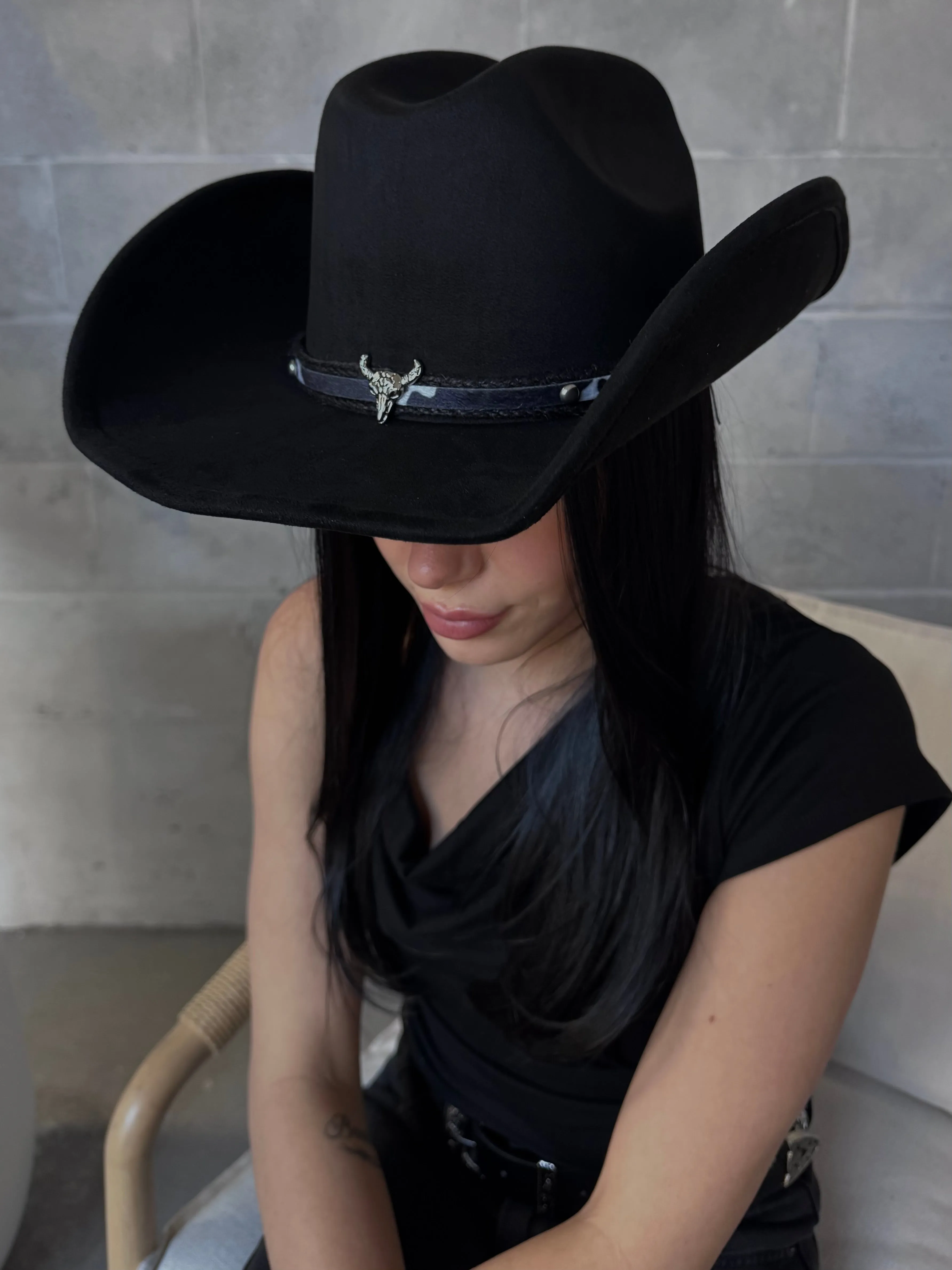 27 Longhorn & Cow Print Band Cowboy Hat sold by 27 Boutique product image thumbnail 4