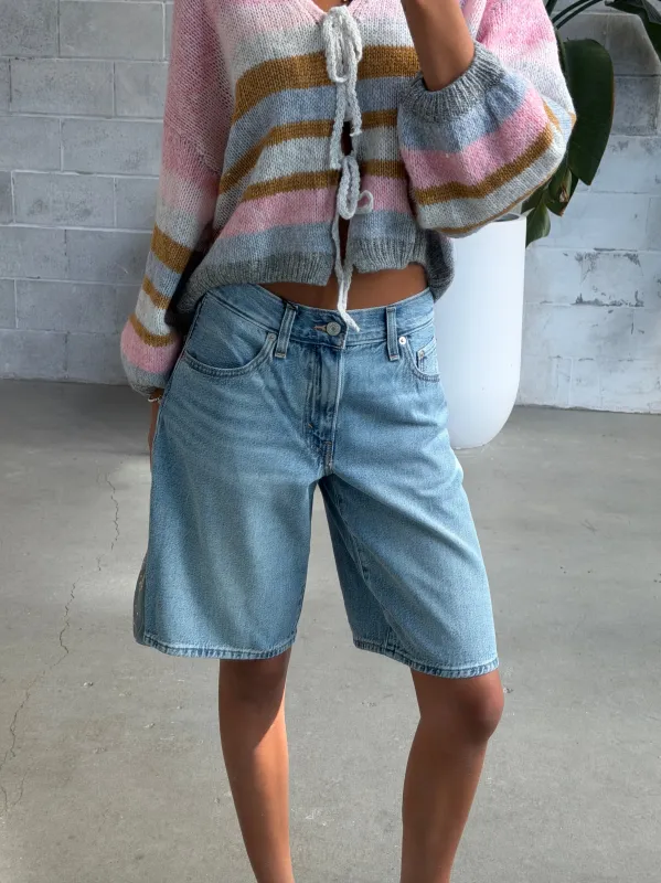 LEVI'S Baggy Dad Jort made by Levi's