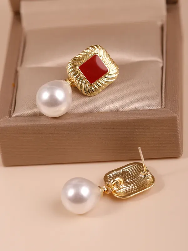 27 Retro Square Pearl Drop Earrings sold by 27 Boutique product image thumbnail 2