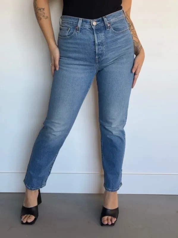 LEVI'S Wedgie Straight Christina sold by 27 Boutique
